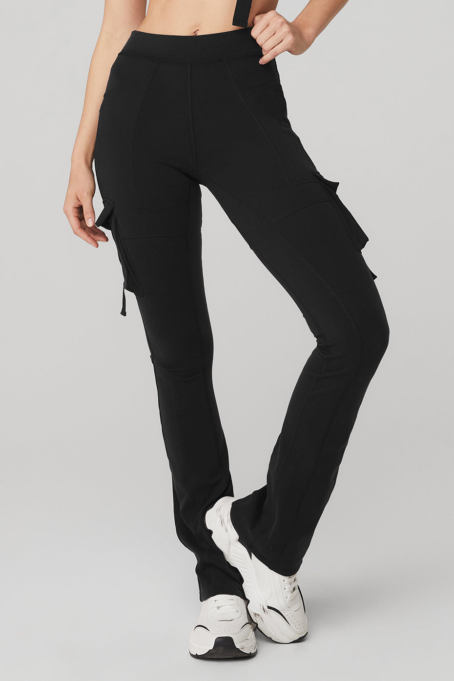 High-Waist Catch The Vibe Flare Legging in Black by Alo Yoga - Work Well  Daily