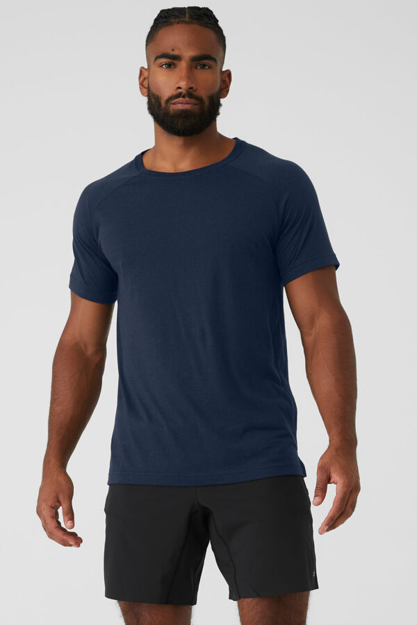 Alo Yoga® | The Triumph Crew Neck T-Shirt in Navy Blue