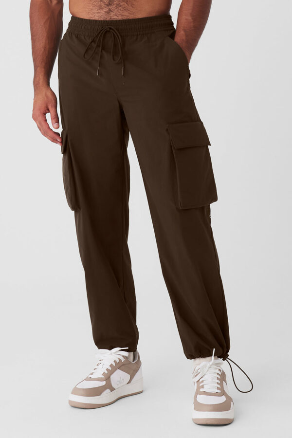 Alo Yoga® | Voyage Utility Cargo Pants in Espresso Brown