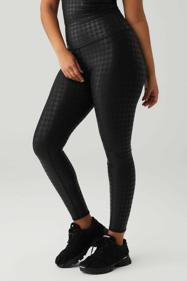 Alo Yoga® | Airlift High-Waist Glimmer Houndstooth Legging in Black