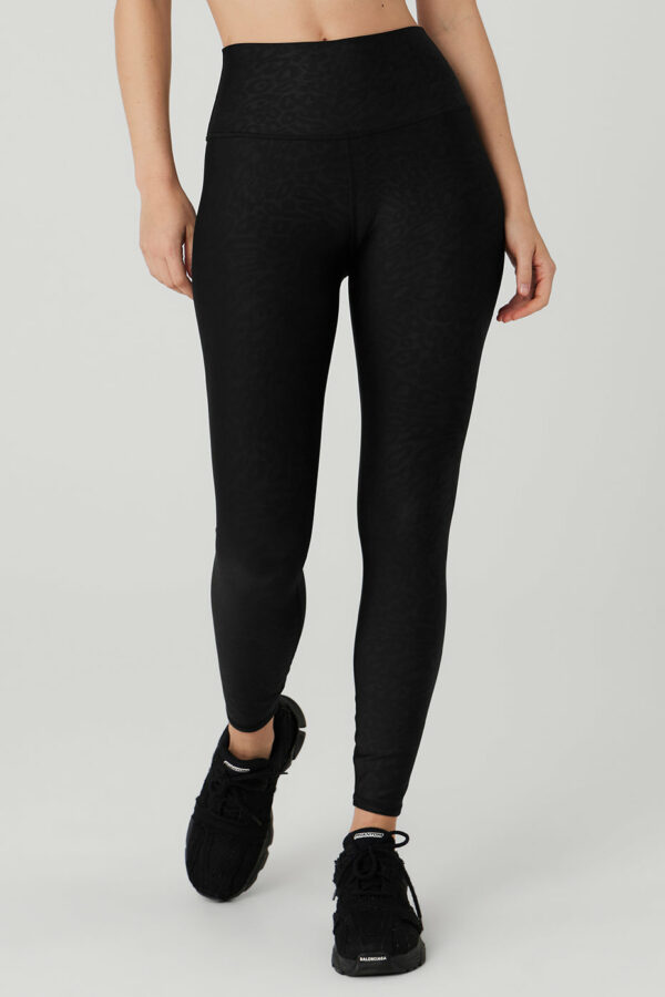 Alo Yoga® | Airlift High-Waist Leopard Debossed Legging in Black