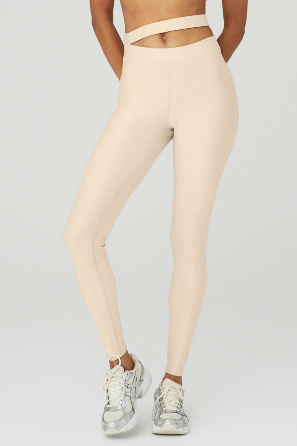 Alo Yoga® | Airlift High-Waist All Access Legging in Macadamia Beige